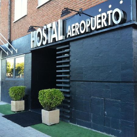 Hostal Aeropuerto Мадрид Екстериор снимка
